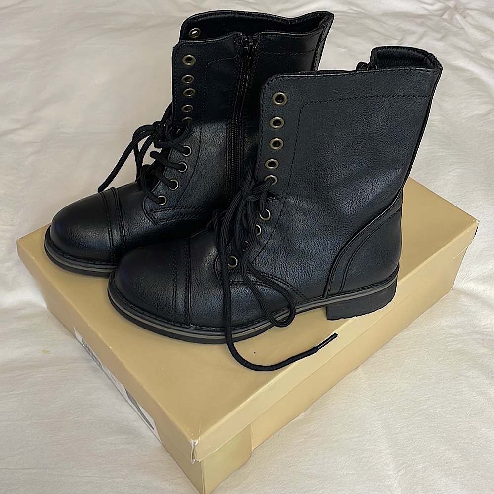 Combat Boot